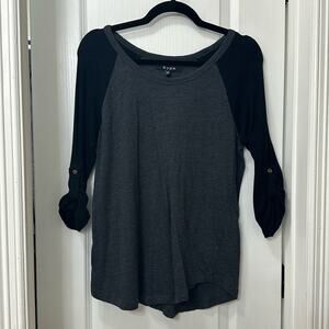 Hype gray black roll tab 3/4 sleeve raglan tee size M